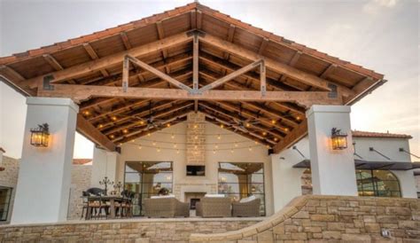 15 Stellar Southwestern Porch Designs You Will Thoroughly Enjoy