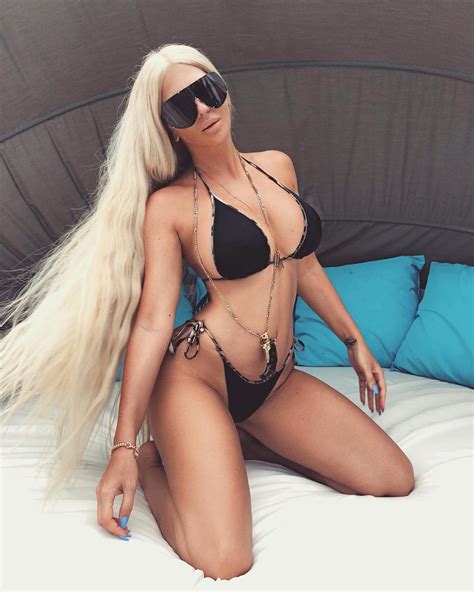 Jelena Karleuša r BalkanBeauty