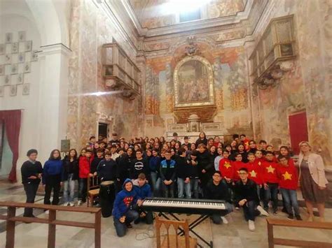 Scuola Guglielmo Applausi Per Il Concerto Di Natale Degli Alunni