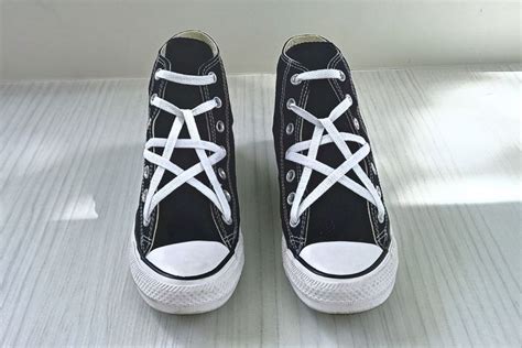 Star Lacing Shoes Easy Tutorial With Photos Wearably Weird Ways To