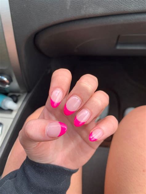 Pink French Tip Nails 👼🏼 Pink Acrylic Nails French Tip Gel Nails Pink Tip Nails