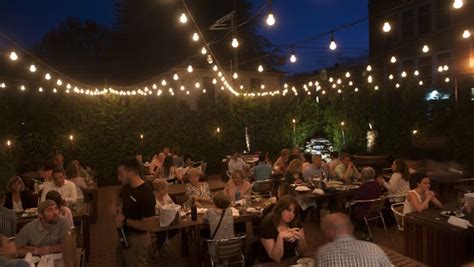 10 great places to eat outside in Collingswood