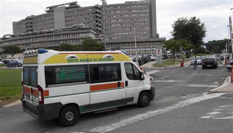 Roma Incidente Sul Grande Raccordo Anulare Carambola Tra Auto Un