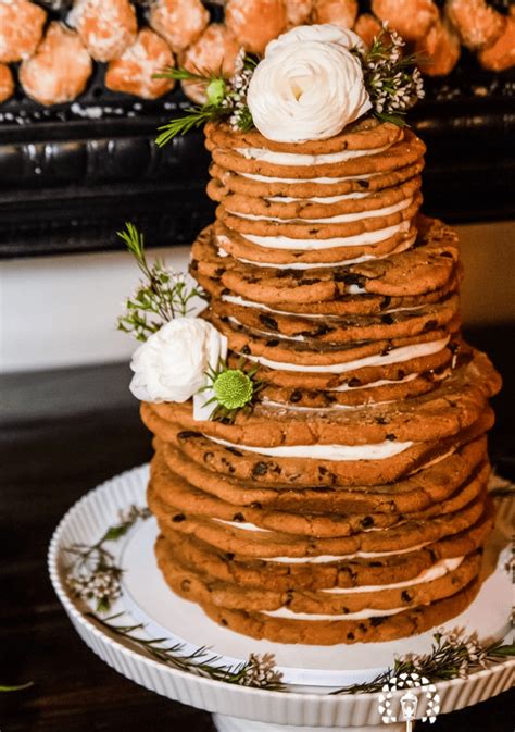 35 Cookie Wedding Cakes And Cookie Towers Weddingomania