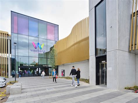Le Westland Shopping Center, un nouveau lieu de vie baigné de lumière