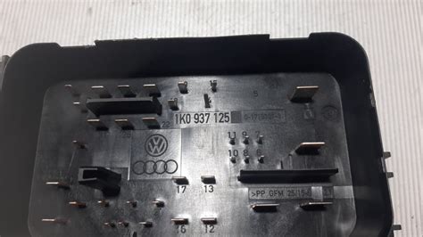 ELEKTRONIKA KUTIJA OSIGURACA AUDI A3 03 08 1K0937125D