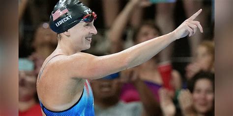 Katie Ledecky Makes History By Winning Gold Medal For 4th Time In Women’s 800m Freestyle