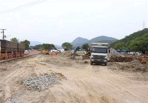 Avan A A Instala O De Canteiros Da Obra Da Ponte Guaratuba Hojepr