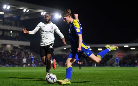 Report Leeds United One Of Multiple Clubs Chasing 7 Goal Midfielder