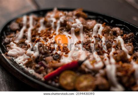 22 Crispy Pork Sisig Images, Stock Photos & Vectors | Shutterstock