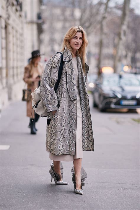 See The Latest Paris Fashion Week Street Style Fall 2019 Who What Wear