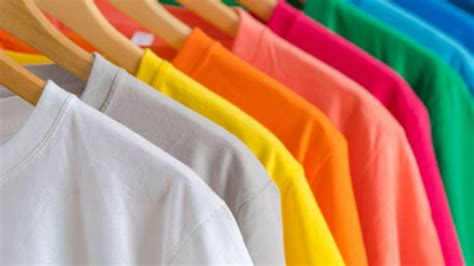 Conoce el color de ropa que jamás debes usar en días de calor según la