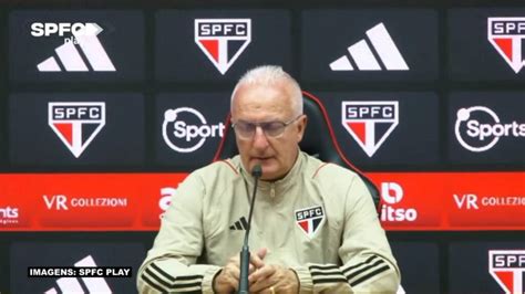 Aplaudido Dorival brinca sobre amor da torcida Tô tranquilo