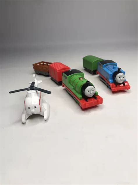 MATTEL TRACKMASTER Thomas Friends Motorised Train Starter Bundle