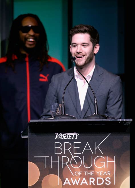 Breakthrough Award The Hollywood Gossip