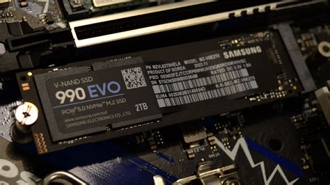 Samsung 990 EVO review: great for the price, just don't expect true ...