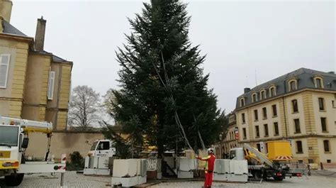 Le Sapin De No L Est Arriv Metz