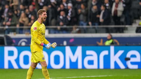 Gehälter bei Eintracht Frankfurt So viel verdienen Trapp Rode Kolo