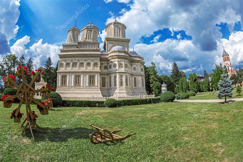 Monasterio De Curtea De Arges Rumania Un Monasterio Ortodoxo