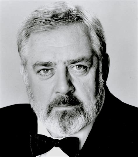 Gallery Raymond Burr