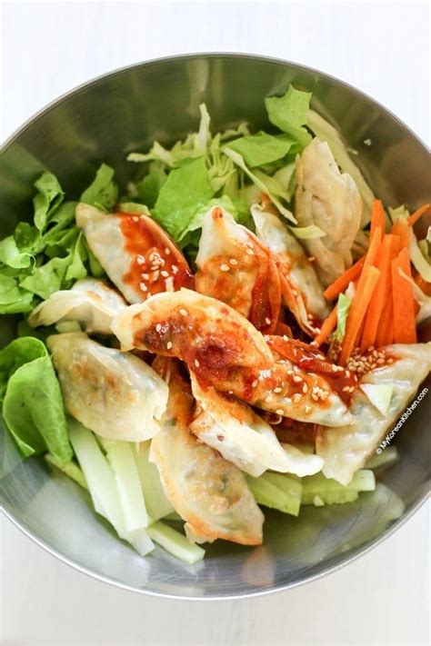 Bibim Mandu Korean Potsticker Salad Food 24h