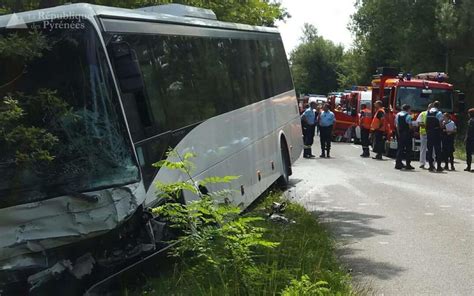 Landes Un Mort Et Six Enfants L G Rement Bless S Dans Un Choc Entre