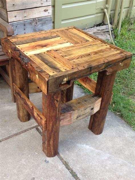 Pallet And Scrap Wood End Table Pallet Furniture Outdoor Wood Scraps Pallet Crafts