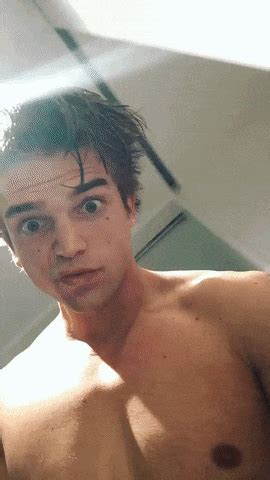 Thumbs Pro Itsalekzmx River Viiperi Gifs By Itsjxshybitch