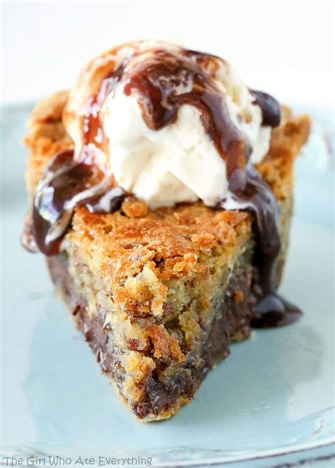 Gooey Chocolate Chip Cookie Pie