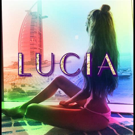 ABOUT | LUCIA