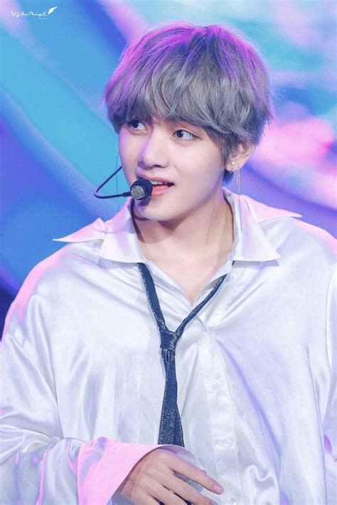 Pin Di Bts Kim Taehyung Gambar Lucu Selebritas