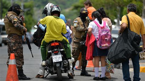 Régimen De Excepción Cien Días De Violaciones A Derechos Humanos Noticias De El Salvador