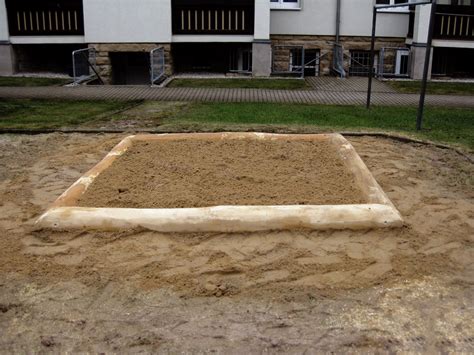 Sandkasten Robinie — Holzwelten Heilemann