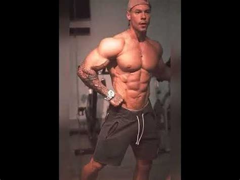 Позы бодибилдеров bodybuilder pose #shorts #gymlovers #trending # ...