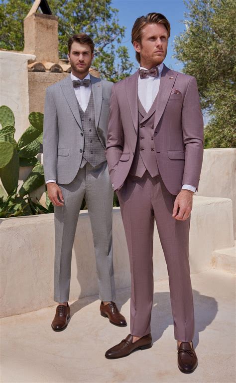 Los Mejores Trajes De Novio Para Una Boda De Invierno Colorida