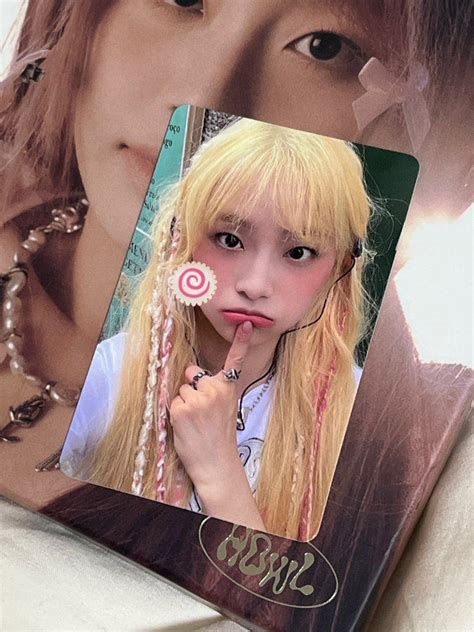 Pin On ₊ ˚ LooΠΔ ｡˚ ˚☽ Photocard Art Collage Wall Chuu Loona