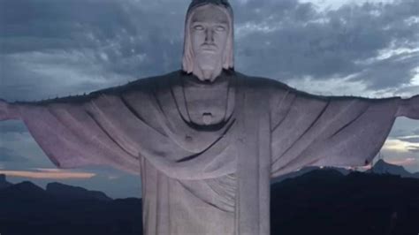 Cristo Ser Iluminado As Cores Azul E Vermelho Para O In Cio Da