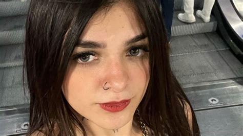 Karely Ruiz muestra su increíble cambio de look con bailecito subido de