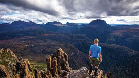 Cradle Mountain Huts Overland Track Adventure Summit Climb D N