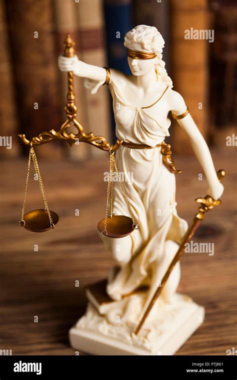 Statue Of Lady Justice Law Concept Stock Photo Alamy