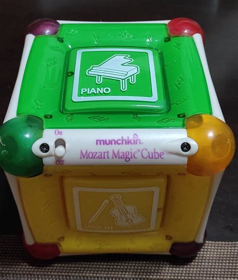 Munchkin Mozart Magic Cube Musical Toy Babies And Kids Infant Playtime