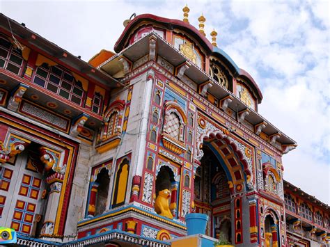 Badrinath Temple - Patheos Sacred Spaces