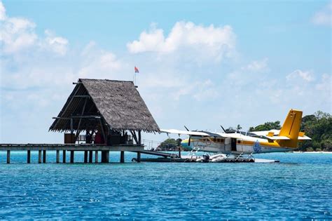 Potret Cantiknya Pulau Bawah Di Kepulauan Anambas