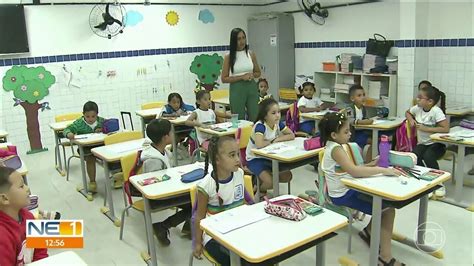 V Deo Alunos De Escola No Recife Vivenciam Dia Da Paz Ne G