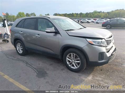 Xykt A Fg Kia Sorento Lx View History And Price At