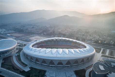 Linxia Olympic Sports Center Stadium / DUTS design | ArchDaily