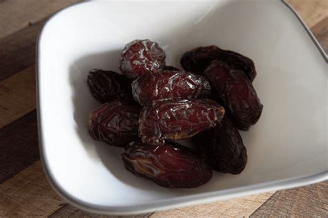 Proven Health Benefits Of Dates A Comprehensive Guide Body