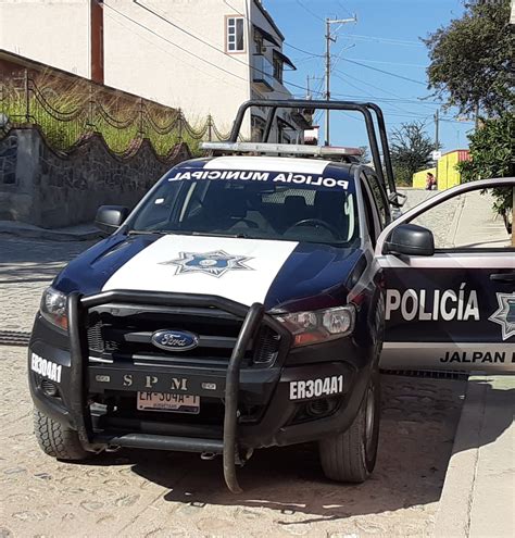 Roban sonido a vehículo estacionado en Jalpan Noticias de Querétaro