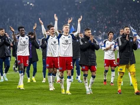 Hamburger SV Bezwingt Schalke 04 Im Gigantenduell Der Zweiten Liga