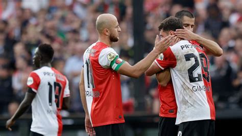 Feyenoord Wint Tegen Go Ahead Eagles Voor Vijfde Keer Op Rij In